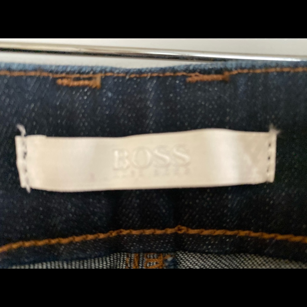 Hugo Boss - Picture 2 of 3